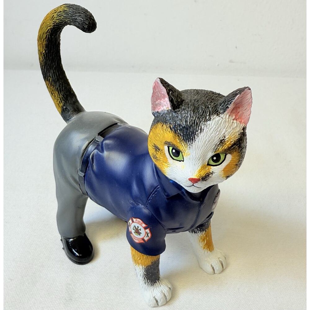 Hamilton Furr-ever Firefighter Hooks & Ladders Cat Figurine